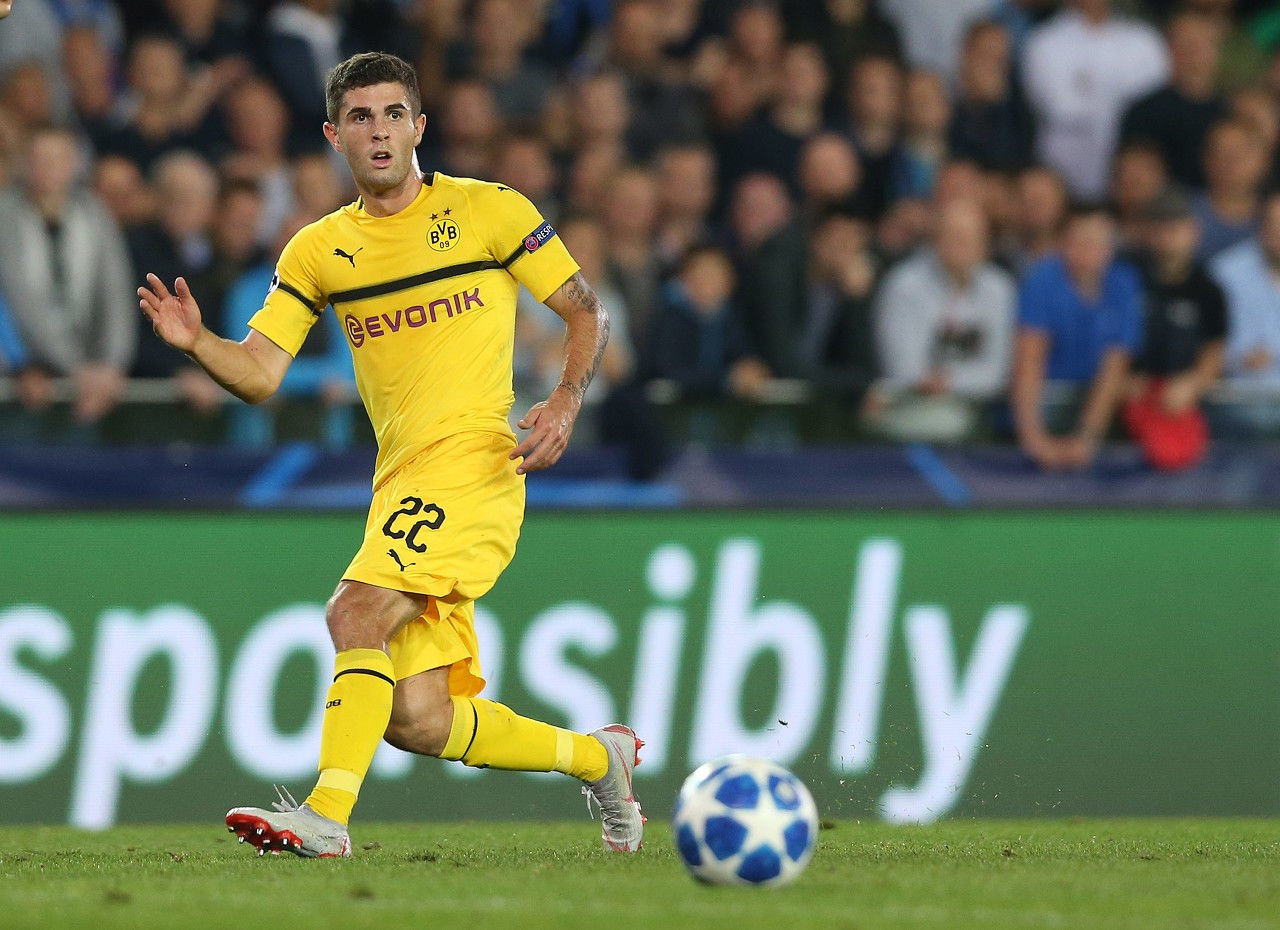 但风向与打 但风向与打